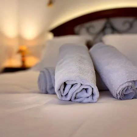 Πανσιόν Y Casas De Aldea La Pornacal Villar de Vildas