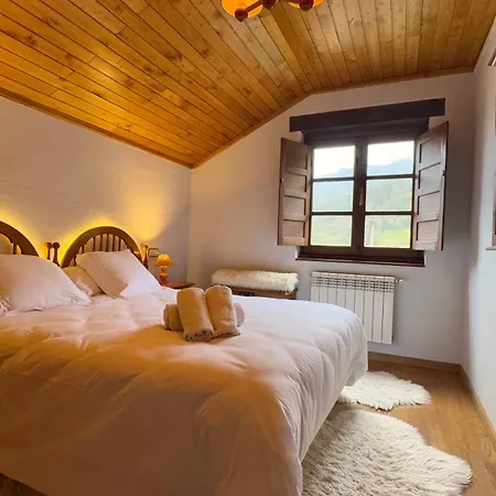 Y Casas De Aldea La Pornacal Πανσιόν 3*