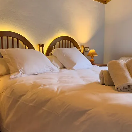 Y Casas De Aldea La Pornacal *