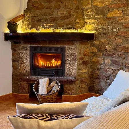 Guest house Y Casas De Aldea La Pornacal *