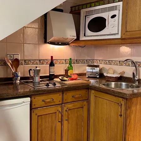 Guest house Y Casas De Aldea La Pornacal