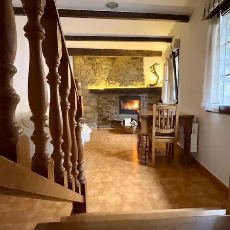 Y Casas De Aldea La Pornacal Πανσιόν Villar de Vildas